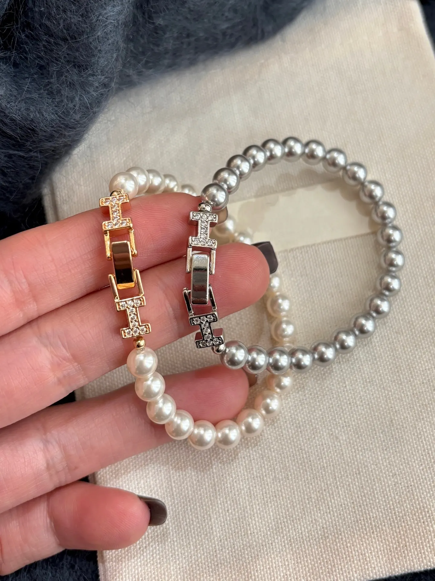 Pearl Double H Buckle Bracelet